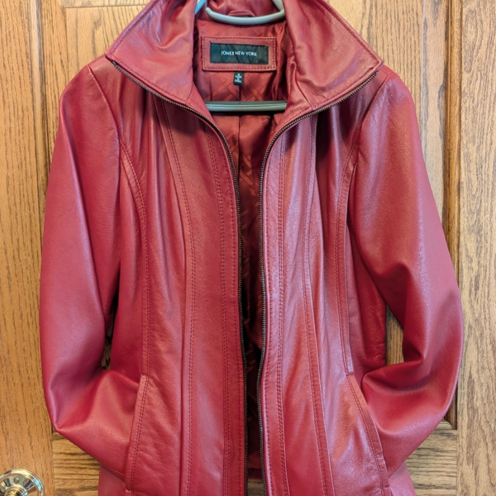 Ladies Jones New York leather